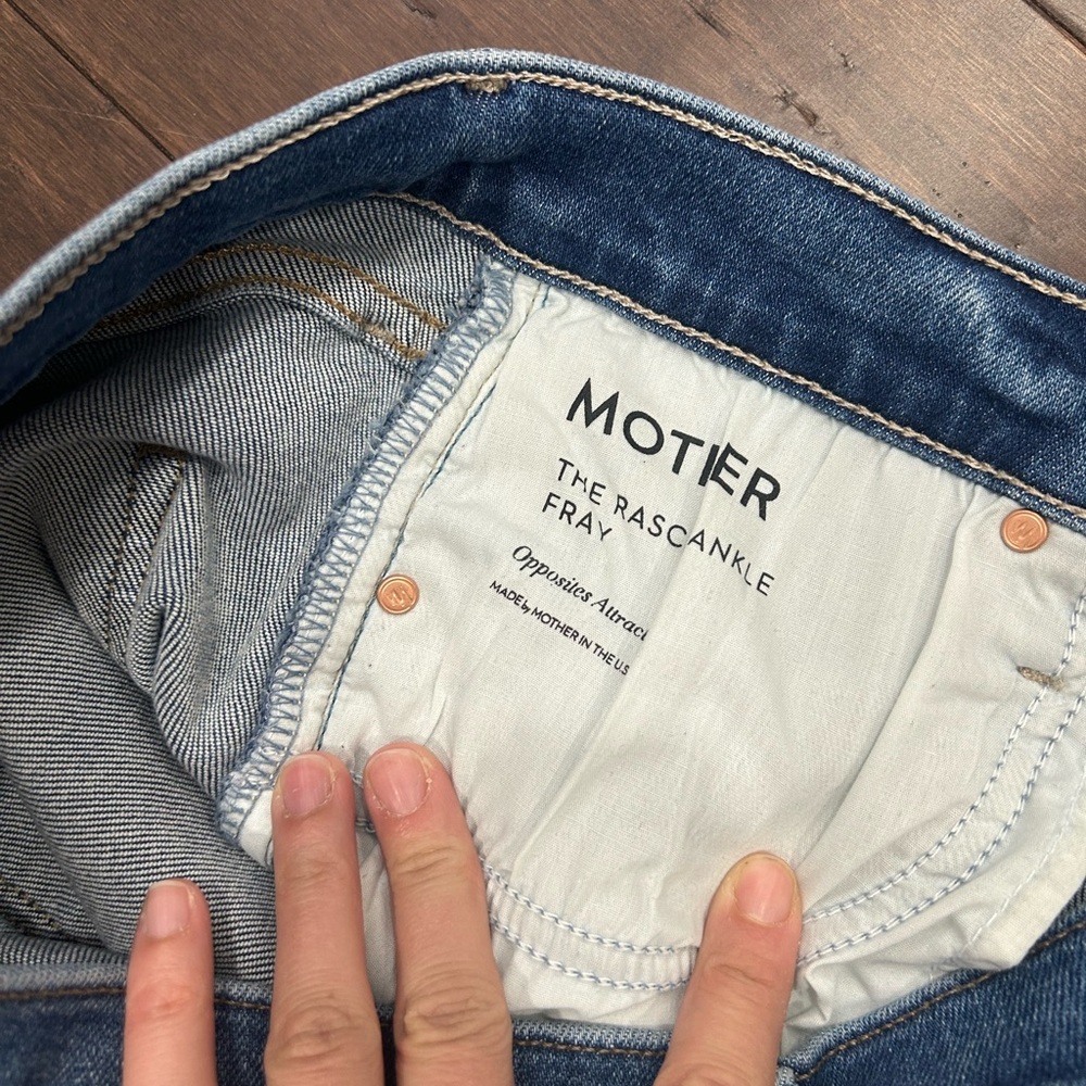 MOTHER The Rascal Ankle Fray Jeans in Blue - Picture 4 of 6